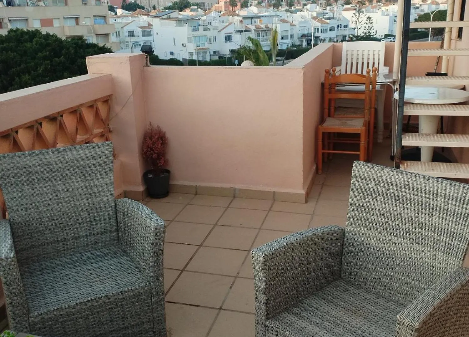 Sun An Relax At The Puertomar Beach Roquetas de Mar Apartment